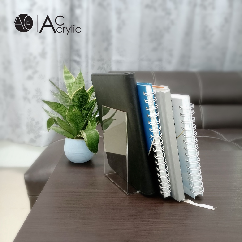 ฉากกั้นหนังสือ ที่กั้นหนังสือ ชั้นวางหนังสือ อะคริลิคใส หนา 3มิล 9x10x16 (ราคาต่อ 1 ชิ้น) (L4)