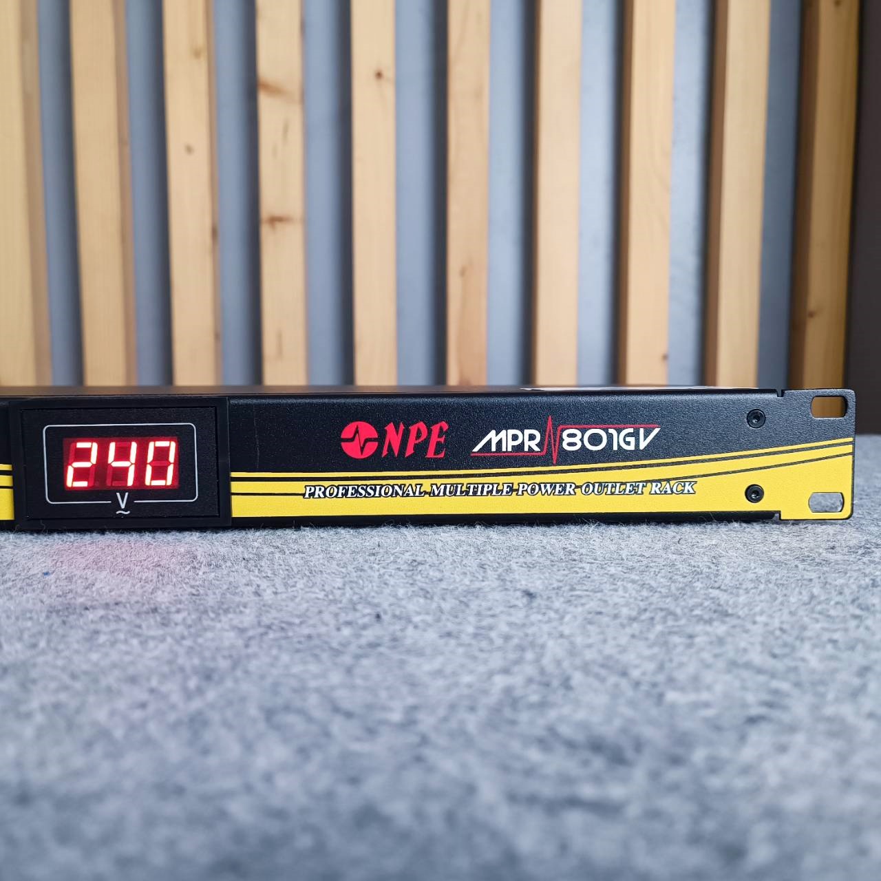 ปลั๊กพ่วงติดแร็ค NPE MPR801GV ปลั๊กติดแร็ค ปลั๊กไฟตู้แร็ค ปลั๊กไฟติดตู้แร็ค รางปลั๊ก ปลั๊ก ติดแร็ค MPR 801 GV AC Outlet