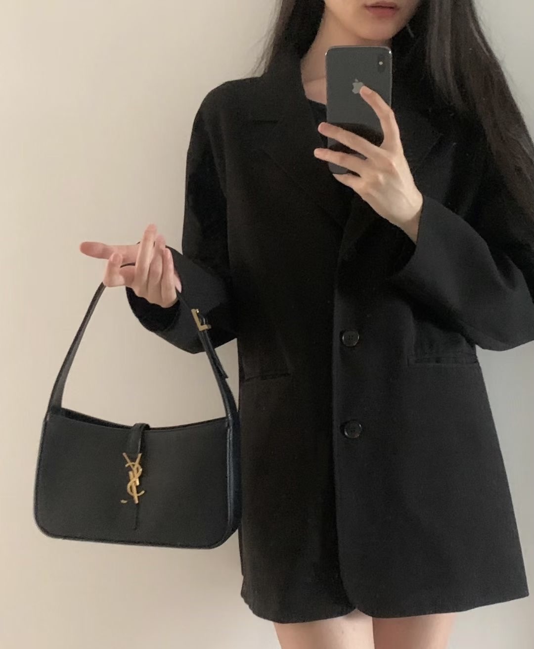 **Do** กระเป๋าหนัง YSL LE 5 À 7 IN SMOOTH LEATHER สินค้าใหม่ ของแท้
