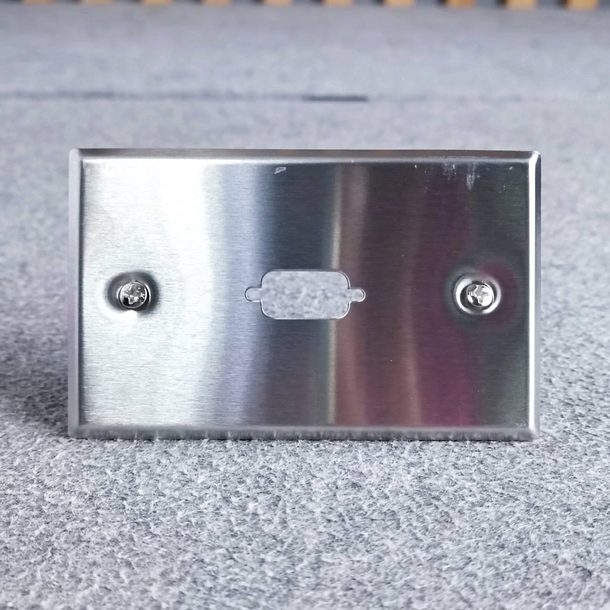 แผ่นสแตนเลส VGA 1รู SWP-1V-0-NA แผ่นเพลทVGA 1รู แผ่นเพลทเจาะรู แผ่นเพลทสแตนเลส งานติดตั้ง เครื่องเสียง สัญญาณเสียง คอมพิวเตอร์ เอไอ-ไพศาล