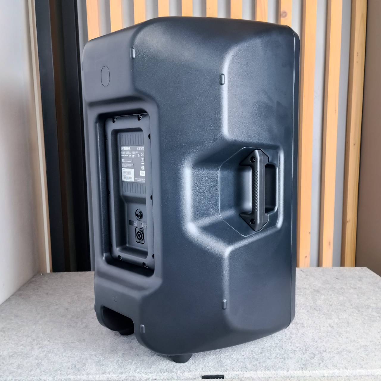 YAMAHA CBR-15 ตู้ลำโพง15นิ้ว ลำโพงตู้ 15 นิ้ว 2 ทาง 1000 วัตต์ Two-way Speaker CBR15 CBR 15 เอไอ-ไพศาล