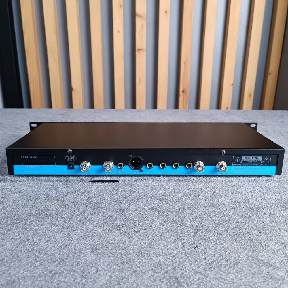 TADA X-700 ไมค์ลอย 4ด้าม ไมค์ลอยมือถือคู่UHF มีกระเป๋า ไมค์ลอย ไมค์คาราโอเกะ WIRELESS MICROPHONE ธาดา TA DA X 700 TA-DA X700 เอไอ-ไพศาล