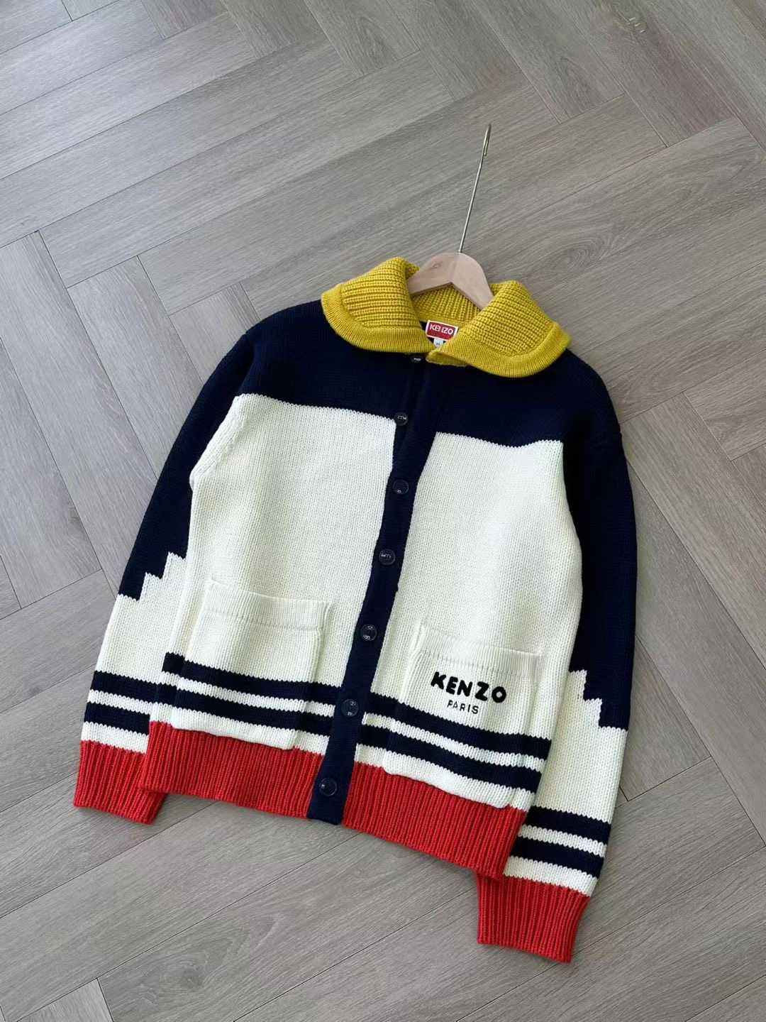 **do** เสื้อคลุมกันหนาว KENZO Pop' cardigan in wool ใส่ได้ ชาย หญิง สินค้าใหม่ ของแท้