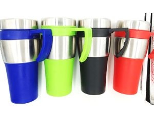 แก้วน้ำพลาสติก มีหูจับ Plastic Mug