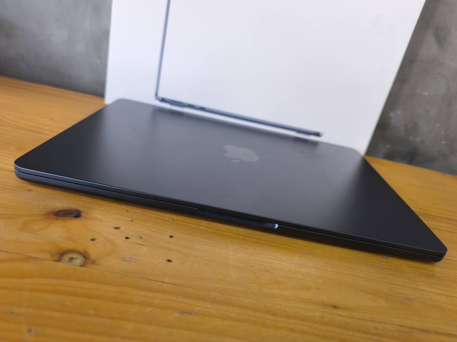 💻 MacBook Air (13 นิ้ว, M3, ปี 2024)💻🆕 รีบเลย ! MBA M3 สภาพสวย ปกศ.10เดือน ! 🆕