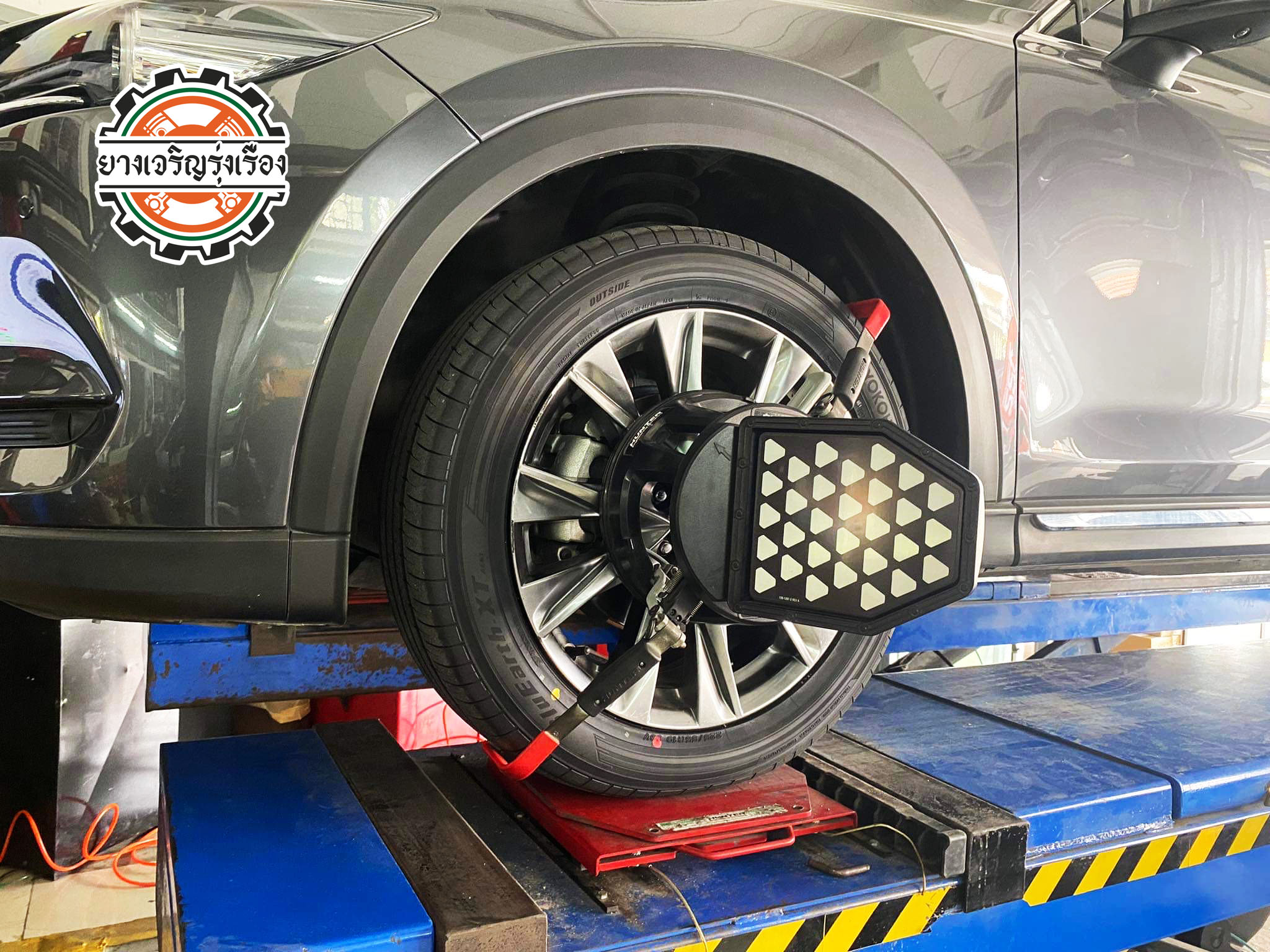 MAZDA CX8 เข้ารับบริการเปลี่ยนยางรถยนต์ที่มีคุณภาพและประสิทธิภาพสูง เหมาะแก่การใช้งานประจำวัน ☄️YOKOHAMA BLUEARTH XT 99V ขนาด 225/55R19 𝙊𝙪𝙧 𝙎𝙚𝙧𝙫𝙞𝙘𝙚 บริการทางร้าน เรารับทำอะไรบ้าง 🔧 ติดตั้งยางแบบไร้รอย 100% 🔧 บริการสลับยาง ตามอายุ 🔧 มียางรถยนต์ทุกยี่ห้อให้เลือกซื้อ 🔧 เช็คช่วงล่าง แก้ปัญหาให้ตรงจุด 🔧 บริการล้างลิ้นปีกผีเสื้อ 🔧 บริการเช็คระยะรถยนต์ 🔧 เปลี่ยนถ่ายของเหลวทั้งระบบ 🔧 ตั้งศูนย์ด้วยเครื่อง HUNTER นำเข้าจาก USA สอบถามข้อมูลเพิ่มเติม หรือนัดหมายเข้ารับบริการ Tel : 08-6569-1915 Tel : 08-6544-5963 Line id : @88rw Tiktok : https://www.tiktok.com/@88rwycrr Youtube : https://youtube.com/@88rw Facebook : https://www.facebook.com/88rwtire Location : https://goo.gl/maps/HrNUAZXPN94KvxZ98?coh=178573&entry=tt #รถยนต์มีปัญหาไม่รู้ต้องแก้ตรงไหน ทางเรายินดี ตรวจหาปัญหาและหาวิธีแก้ บอกลูกค้าก่อนลงมือทำเสมอราคาเป็นธรรมไม่เอาเปรียบ สบายใจคุณลูกค้า ---------------------------------- ดูแลให้คำปรึกษาทุกปัญหาคาใจ ไม่ทิ้งลูกค้า มีบริการหลังการขาย 【ให้ผู้เชี่ยวชาญของเรา ดูแลรถคุณ】 ร้านยางเจริญรุ่งเรือง ยินดีต้อนรับครับ ---------------------------------- #โช๊คอัพรถยนต์ #monroe #yss #kayaba #profender #ร้านยางเจริญรุ่งเรือง #นนทบุรี #งามวงศ์วาน #amsfix #บริการช่วงล่างรถยนต์ #ซ่อมบำรุงช่วงล่าง #เซทอัพโช๊คอัพรถยนต์