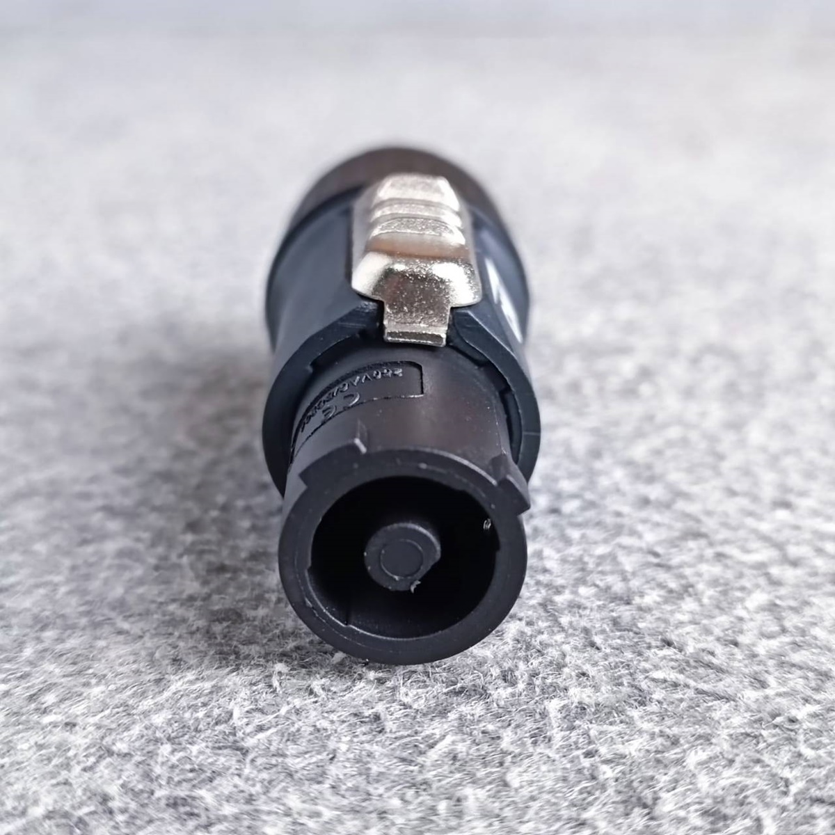 CM CMAC3FCA-W POWER CON ตัวผู้ เพาเวอร์ครอน ACตัวผู้ กันน้ำ ปลั๊กตัวผู้ ซีเอ็ม Waterproof Powercon เอไอ-ไพศาล