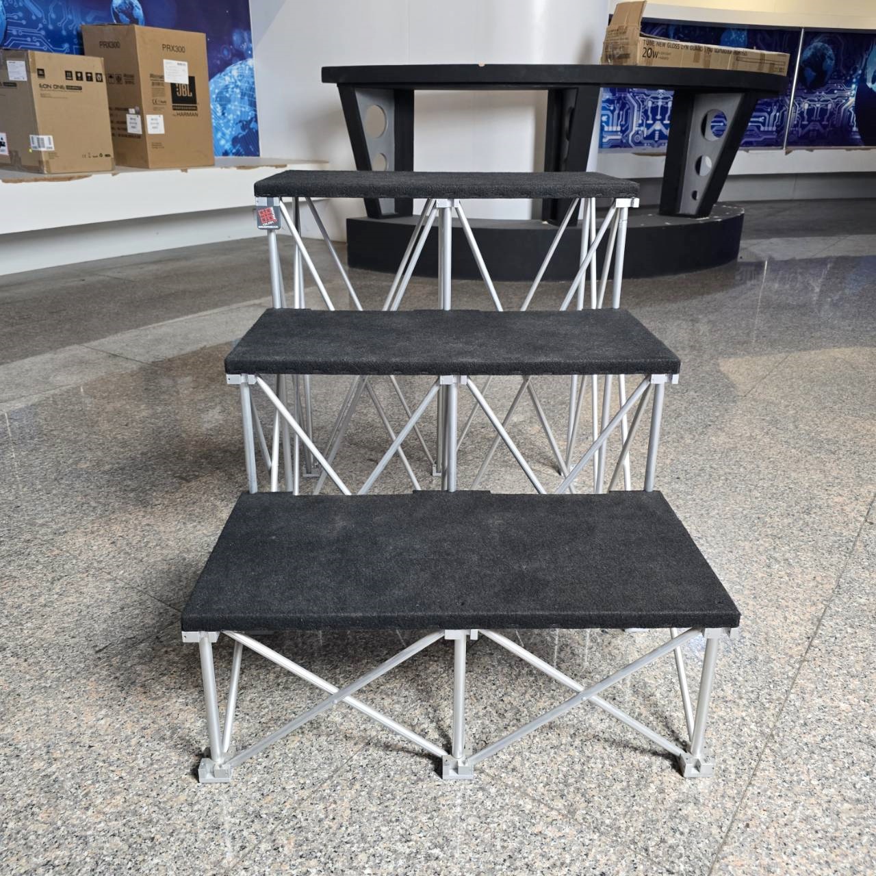 ลดล้างสต็อค บันได QUIKSTEP PRO 60x60 3ขั้นสูง63 บันไดพับสำเร็จรูป บันไดอเนกประสงค์ บันไดพับอเนกประสงค์ เอไอ-ไพศาล