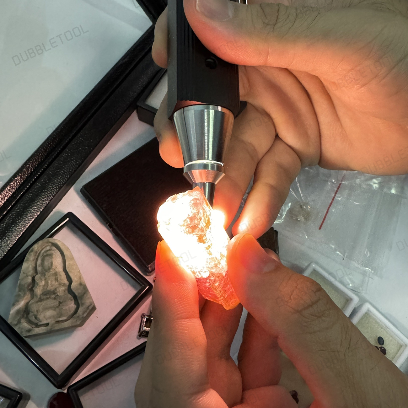 ไฟฉายส่องหิน ไฟฉายส่องหยก ไฟฉายตรวจสอบอัญมณี 12000W รุ่น ZJ-BK11 ไฟฉายส่องอัญมณี Flashlight White and Yellow Light Test Gem Stone Ultra Fire