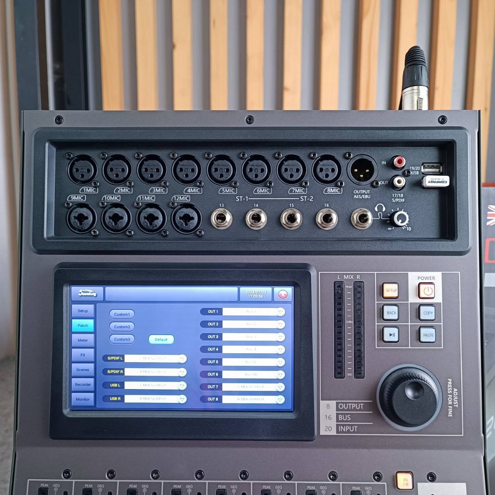 SOUNDKING DM-20 DIGITAL MIXER มิกเซอร์ ดิจิตอล SOUND KING DM 20 DM20 เอไอ-ไพศาล +++