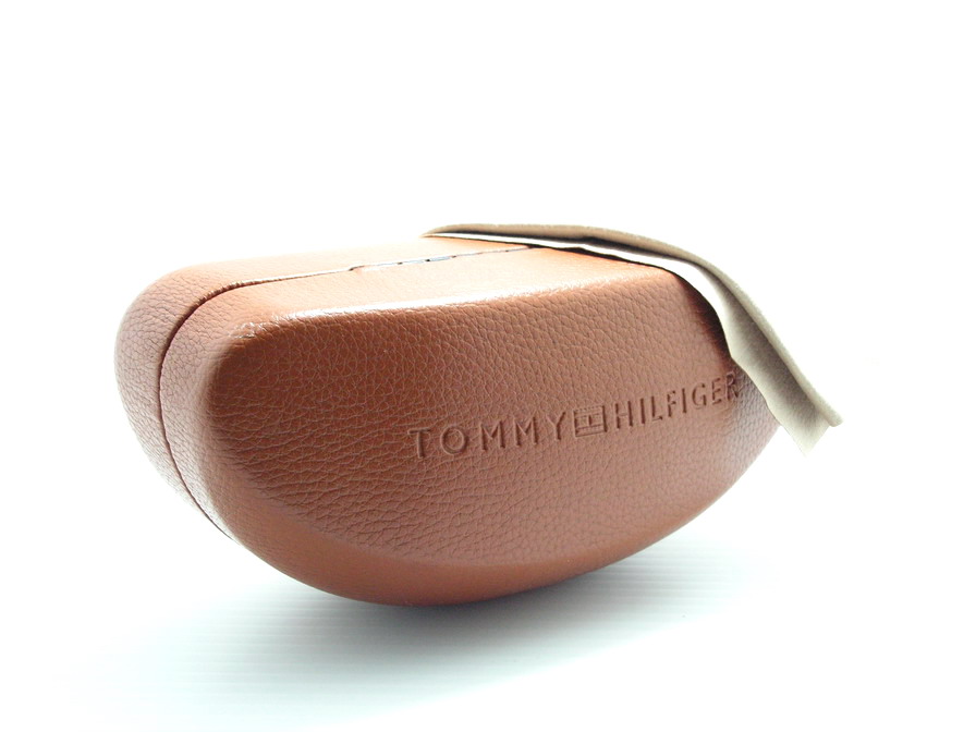 แว่นกันแดด Tommy Hilfiger สวยเก๋สุดๆค่ะ ของแท้100%และถูกสุดๆ ส่งตรงจากUS.ค่ะ