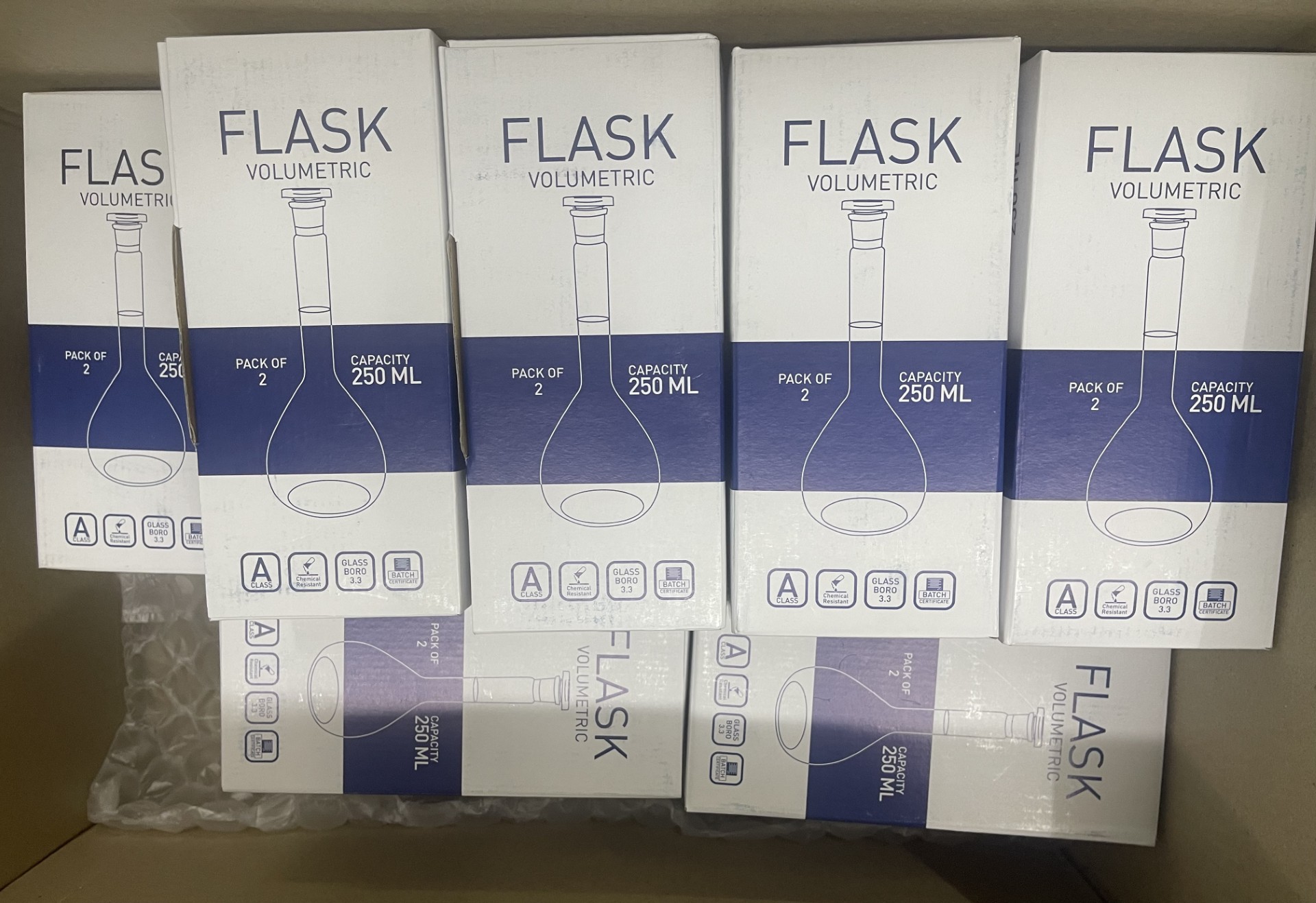 ขวดปรับปริมาตร (Flask, Volumetric Class A, Arco ) with Cer. ขนาด 5,10,25,50,100,200,250,500,1000,2000 มล