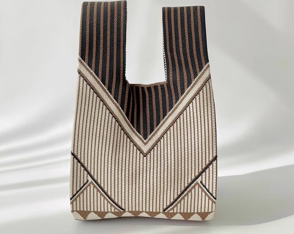 กระเป๋าผ้าถัก ผ้าทอ ลายเส้น แบบอาร์ต ๆ กระเป๋าผ้าพกพา อย่างดี ของขวัญ ของชำร่วย แบบพรีเมี่ยม เก๋ ๆ 271565