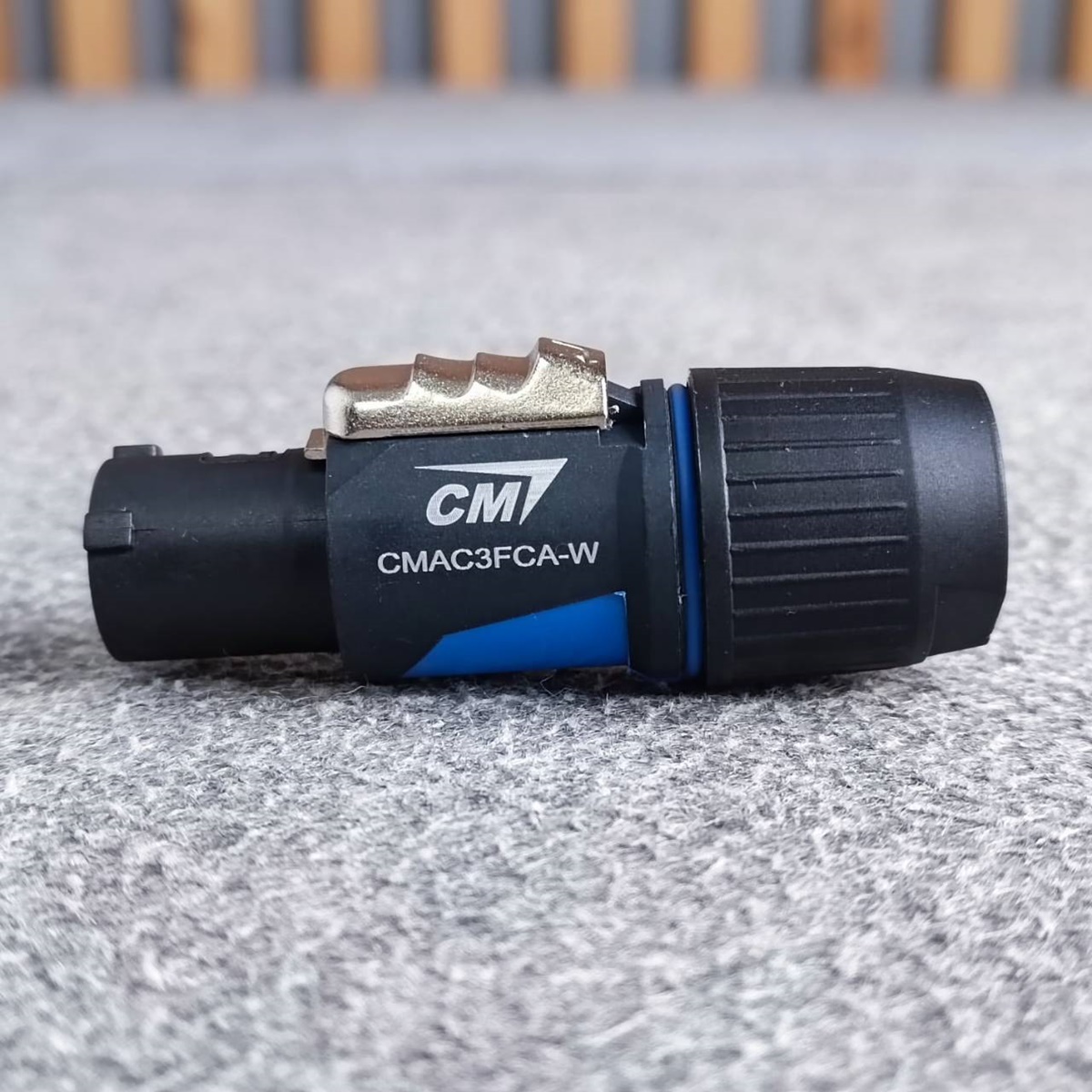 CM CMAC3FCA-W POWER CON ตัวผู้ เพาเวอร์ครอน ACตัวผู้ กันน้ำ ปลั๊กตัวผู้ ซีเอ็ม Waterproof Powercon เอไอ-ไพศาล