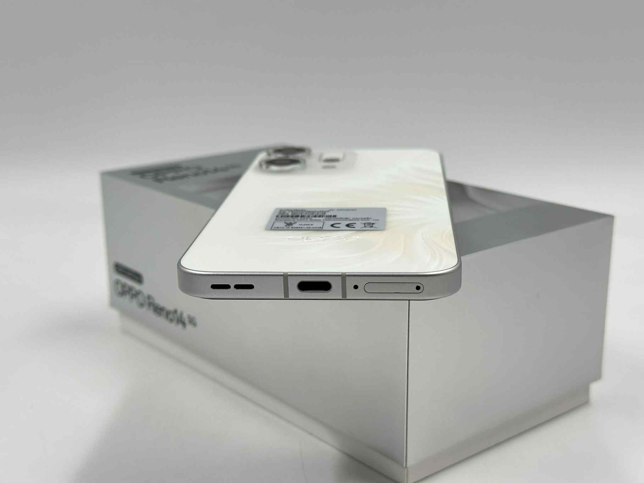 🐰OPPO Reno14 5G (12GB+256GB) Opal White 🐰 ไร้รอยตกหล่น ปกศ11เดือน ครบกล่อง