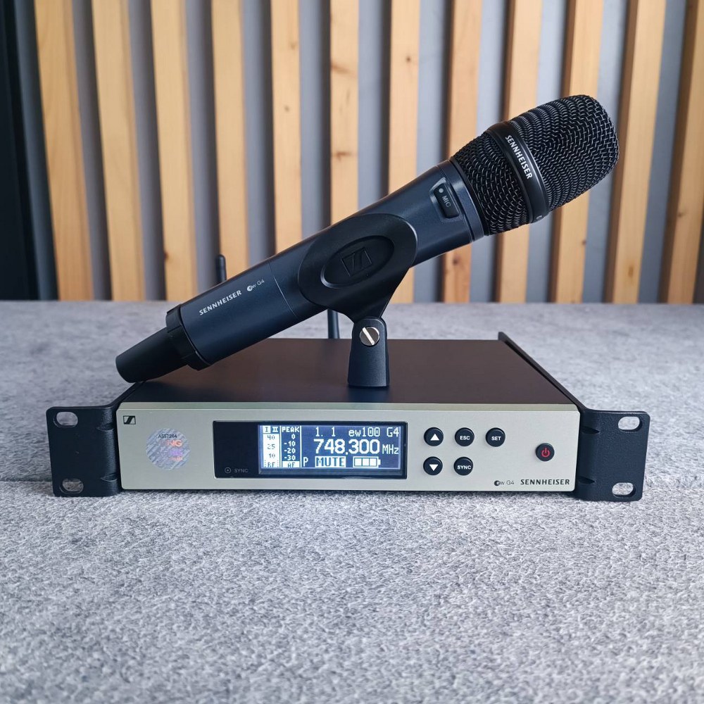 สินค้าใหม่ ลดล้างสต็อค SENNHEISER E100G4 MMD835 ไมค์ลอย EW 100 G4-835-TH EW 100 G4 835 TH ชุดไมค์ลอยเดี่ยวแบบมือถือ ย่าน UHF เอไอ-ไพศาล