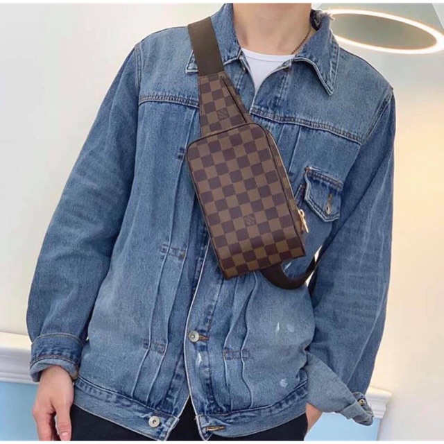 Louis Vuitton Damier Geronimos กระเป๋า คาด-อก รุ่นล่าสุด สภาพ 95% เหมือนใหม่