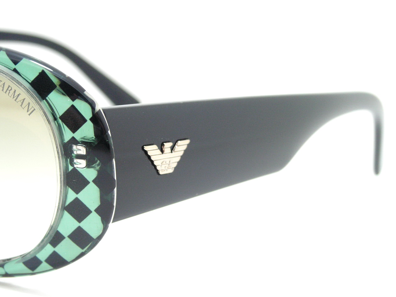 แว่นกันแดด Emporio Armani ไฮโซมากมากค่ะ ของแท้และถูกที่สุด ส่งตรงจากUS.ค่ะ