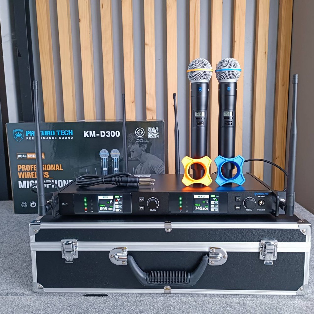 PROEUROTECH KM-D300 ไมค์ลอย UHF 4เสา ไมโครโฟน Wireless UHF ไมโครโฟนไร้สาย ไมค์ลอยคู่มือถือ โปรยูโรเทค KM D300 KMD300 เอไอ-ไพศาล