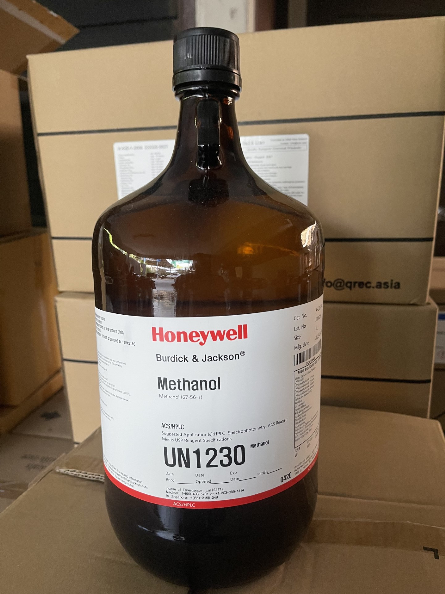 Methanol HPLC, 4 L -Honey well USA