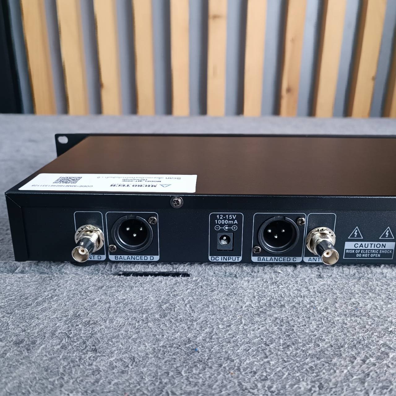 ไมค์4ด้าม MICROTECH MT-999E (4CH) ไมค์ลอย 4ด้าม UHF ไมค์โครโฟน ไมค์ลอย ไมโคร เทค MT 999E MT999E เอไอ-ไพศาล