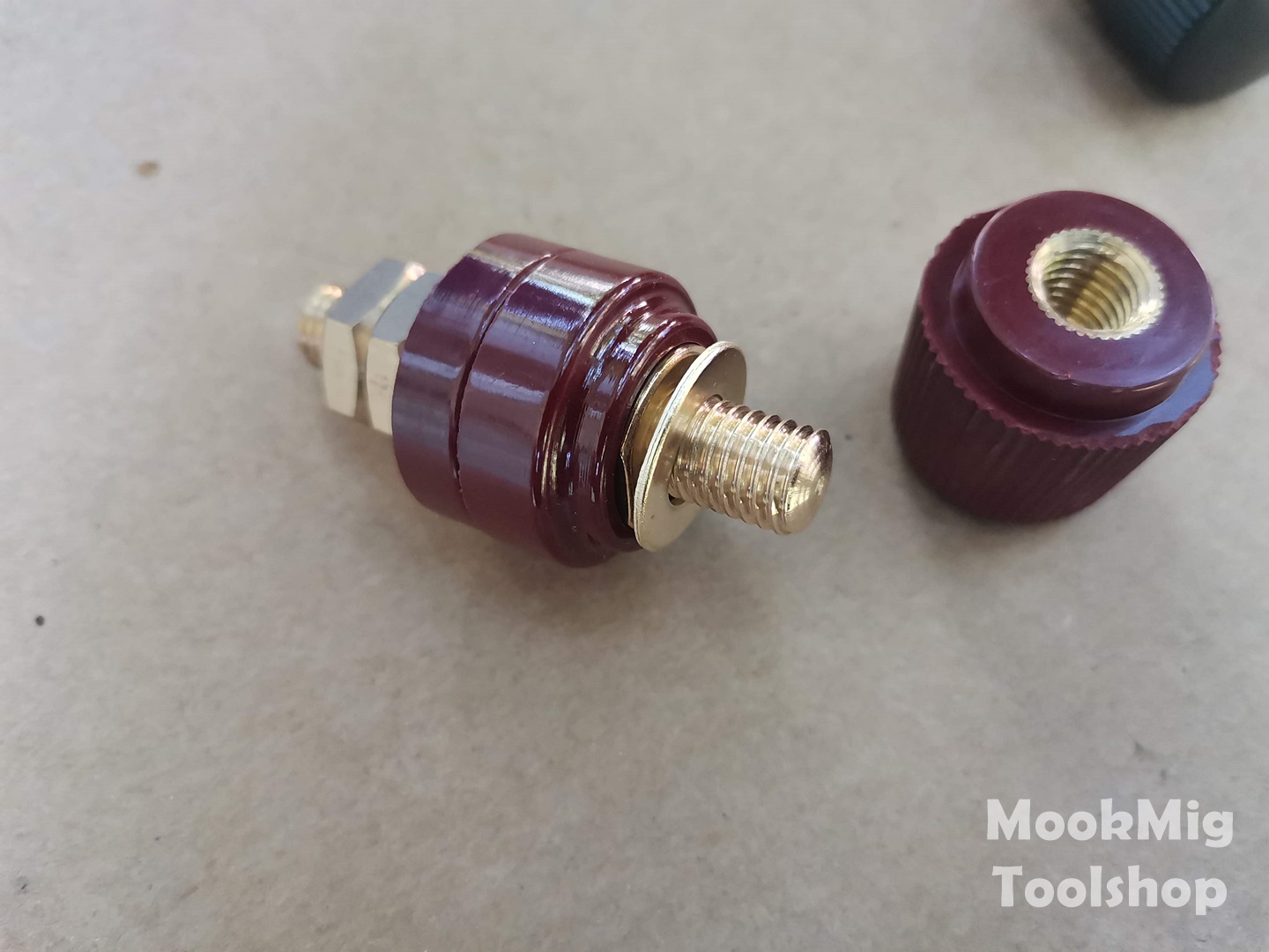 Binding post ไบดิ่งโพส หัวต่อแบตเตอรี่ ขั่วต่อแบต Stud Terminal สำหรับจั้มขั่วแบตกระแสสูง มีให้เลือกหลายขนาด