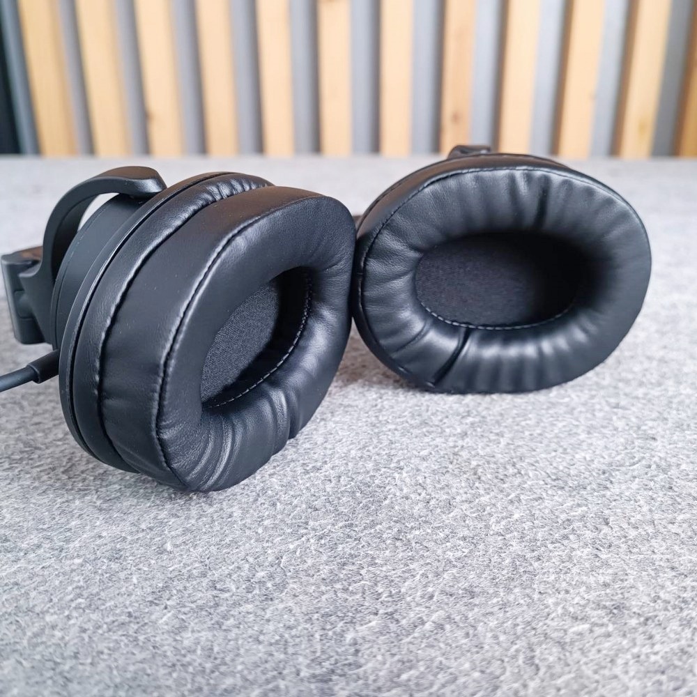 สีดำ BEHRINGER BH-470 หูฟัง BH470 HEADPHONE BH 470 หูฟังครอบหู มอนิเตอร์ สตูดิโอ เอไอ-ไพศาล +++