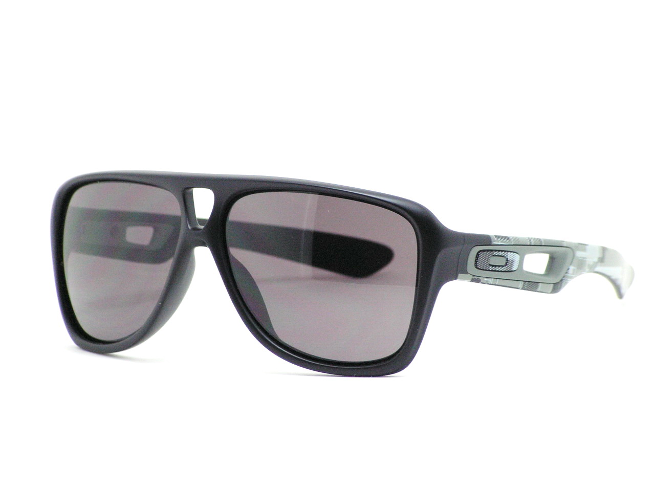 หมดแล้วค่ะ+++แว่นกันแดด Oakley Dispatch II (GP75) สี Matt Black ใส่เท่ห์สุดๆค่ะ ของแท้และถูกที่สุด ส่งตรงจากUS.ค่ะ