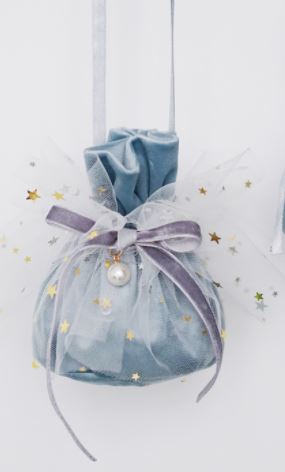 ถุงผ้ากำมะหยี่ ถุงใส่ของขวัญ ของชำร่วย งานแต่งงาน ใส่ของที่ระลึกมอบให้ ลูกค้า ถุงใส่ของขวัญ แต่งระบาย เก๋ ๆ 257510