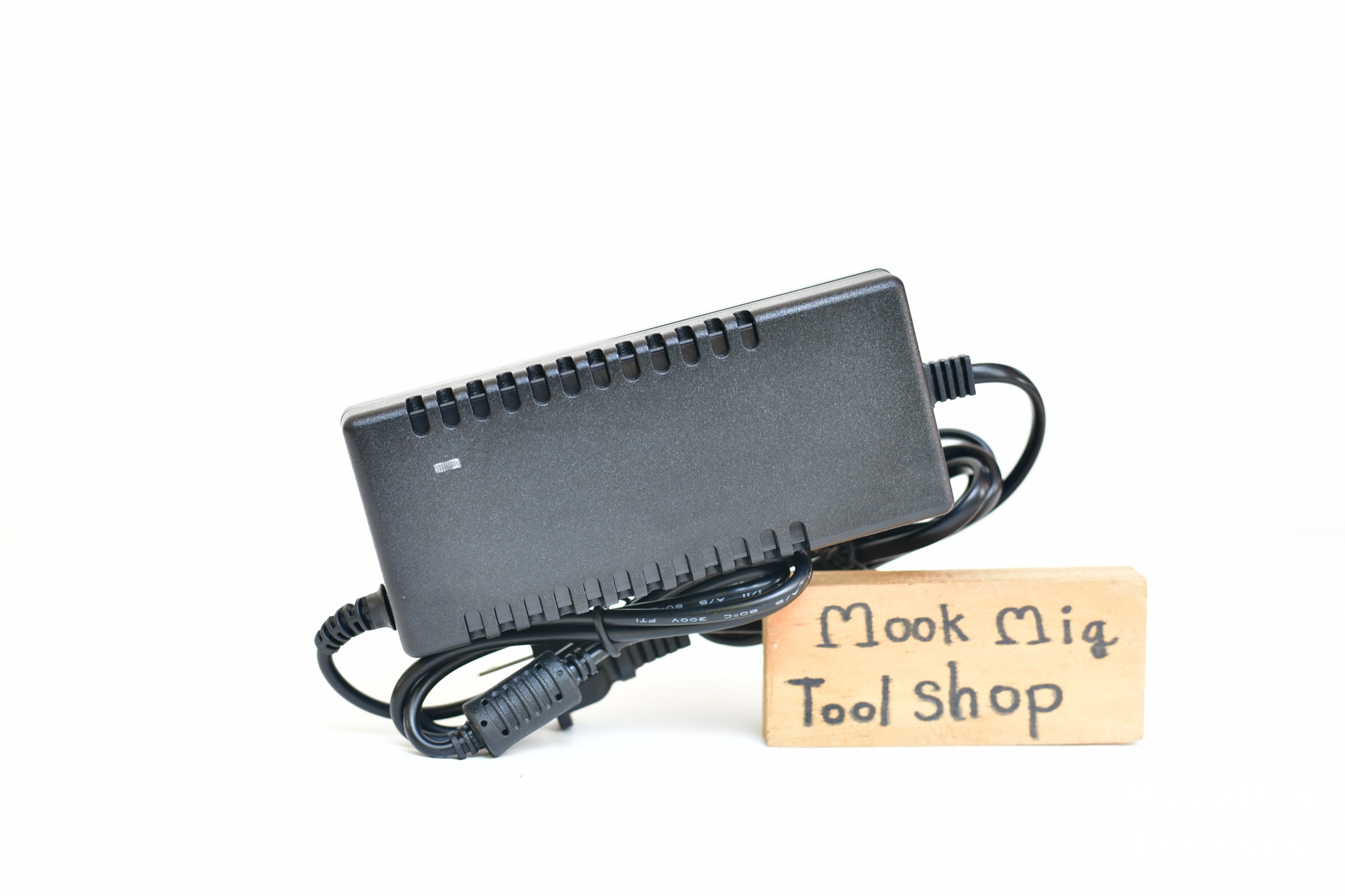 Lifepo4 Charger 14.6V ที่ชาร์จแบตเตอรี่ 32650 4S (3.2V) 14.6V LifePo4 Adaptor ชาร์จแบตเตอรี่ สามารถชาร์จแบตตะกั่วกรดได้