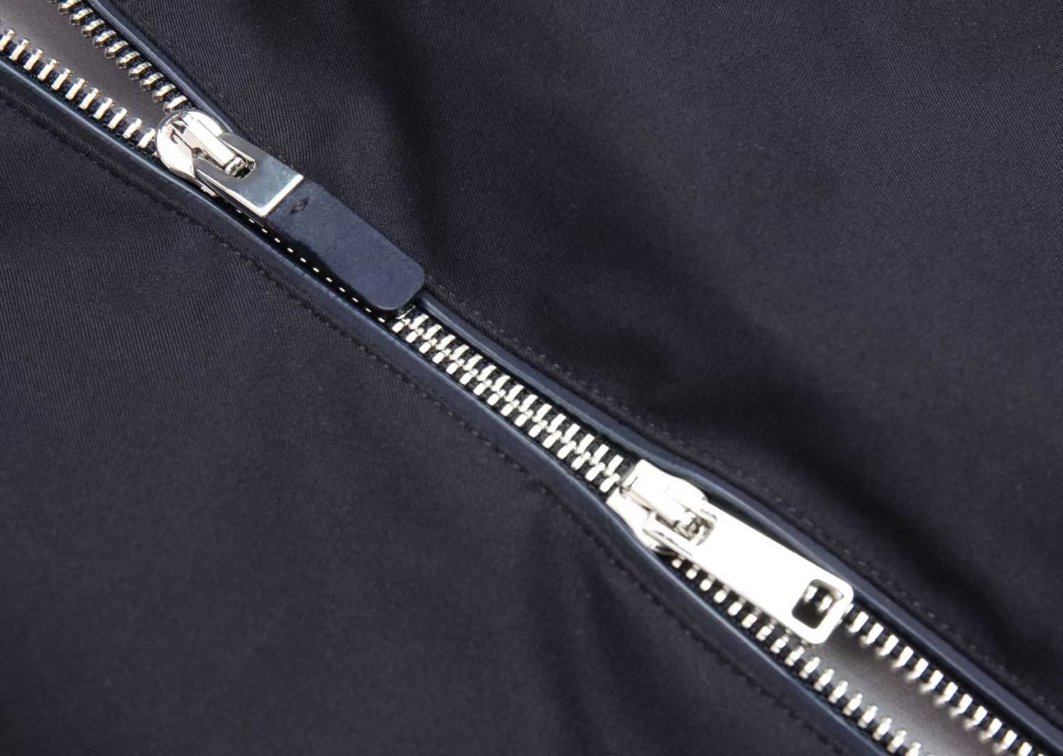 **do** เสื้อคลุม Zegna MOTORIN 100CC MICROFIBER BLOUSON สินค้าใหม่ ของแท้