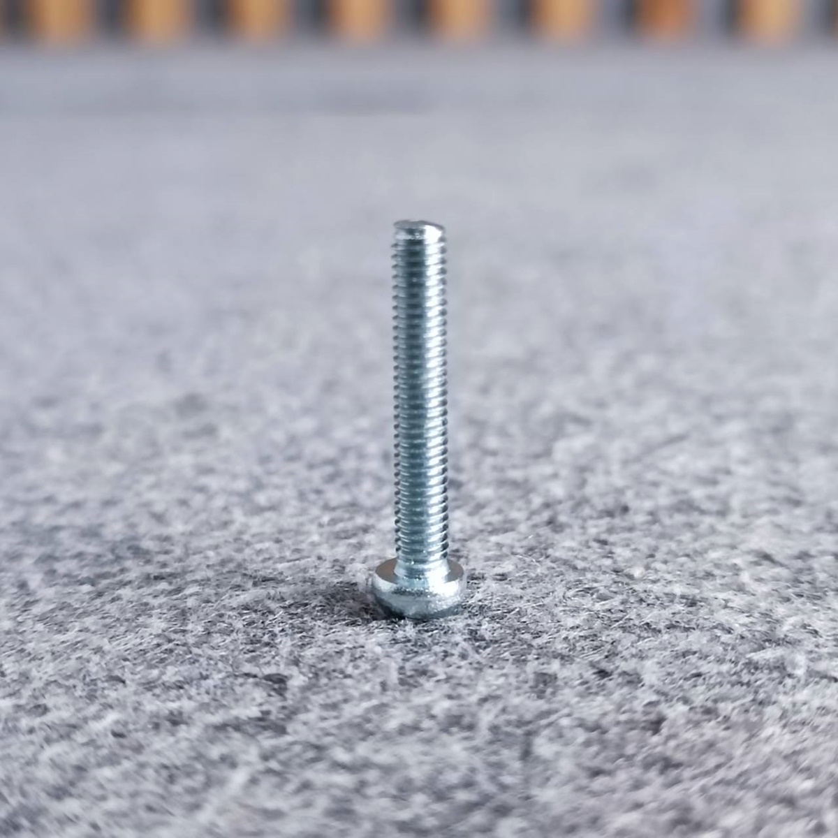 ถุง20ตัว สกรูJP 4X25 น็อต สกรู น็อตเกลียวละเอียด น็อตเกลียวละเอียดหัวกลม สกรูเกลียวละเอียด น็อตJP4X25 เอไอ-ไพศาล