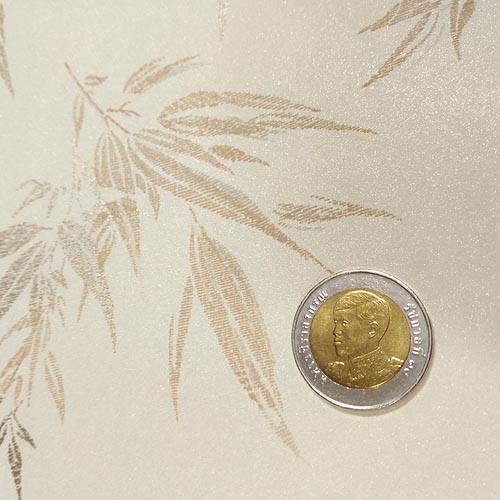 กระดาษห่อของขวัญ พิมพ์ลายทอง สีครีม ลายใบไผ่