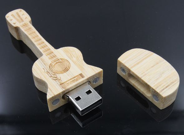 Usb Flash drive รูปกีตาร์ ทำจากไม้ ขนาด 2 gb 4 gb 8 gb 16 gb ของชำร่วย ของแจก งานแต่งงาน แบบคลาสสิค no 794826