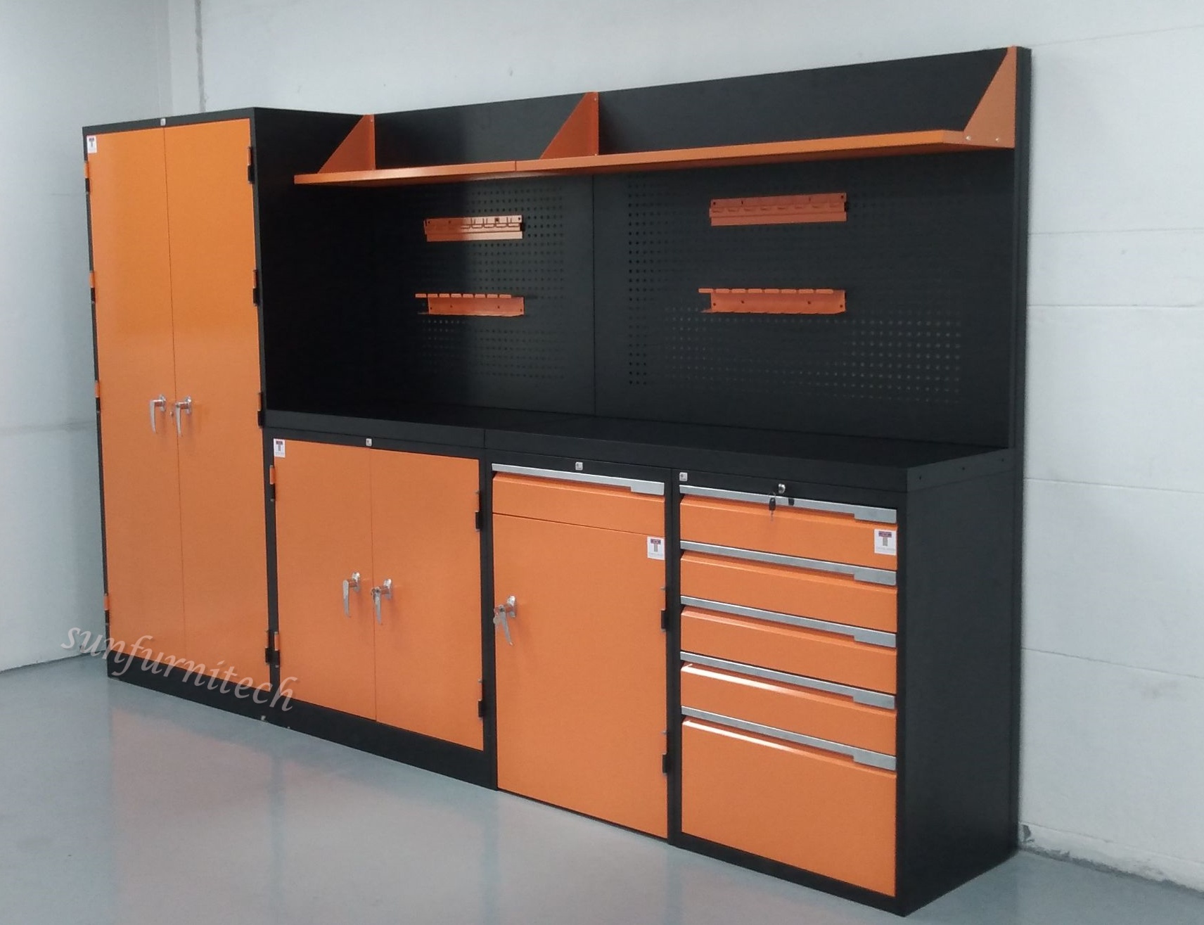 ชุดเซ็ทตู้เก็บเครื่องมือช่าง ขนาด 307 ซม. Taiyo รุ่น PREFESSIONAL SET