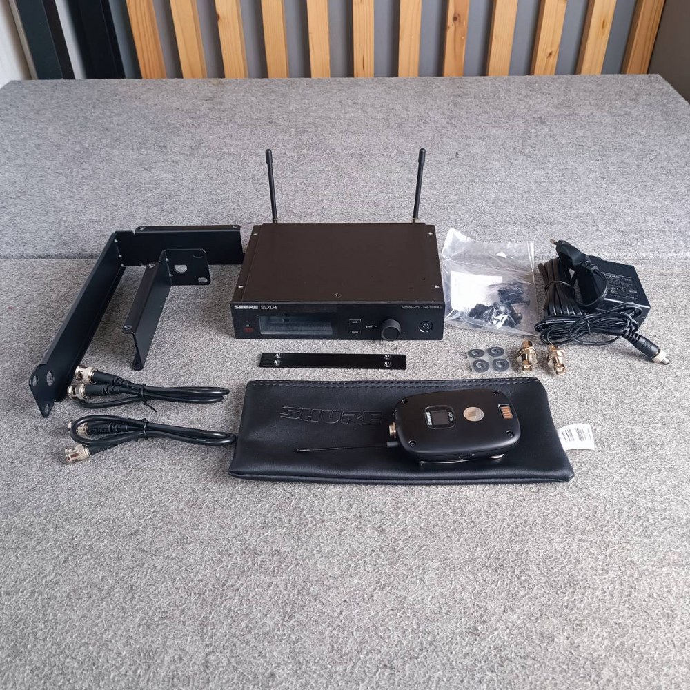 SHURE SLXD14A-M55 ไมโครโฟนไร้สายแบบ Bodypack คลื่นความถี่ 694-703 MHz และ 748-758 MHz (ไม่มีไมโครโฟน)! รุ่นใหม่ ไมโครโฟน shure SLXD 14 A / M 55 SLXD14A-M55 เอไอ-ไพศาล +++