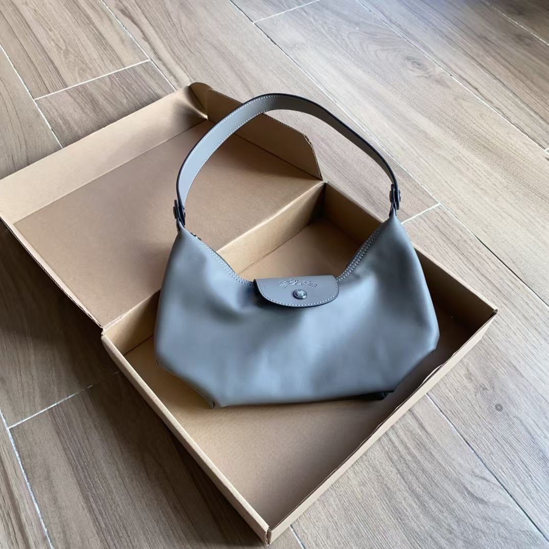 **do** กระเป๋าหนังแท้ Longchamp LE PLIAGE XTRA XS HANDBAG สินค้าใหม่ ของแท้