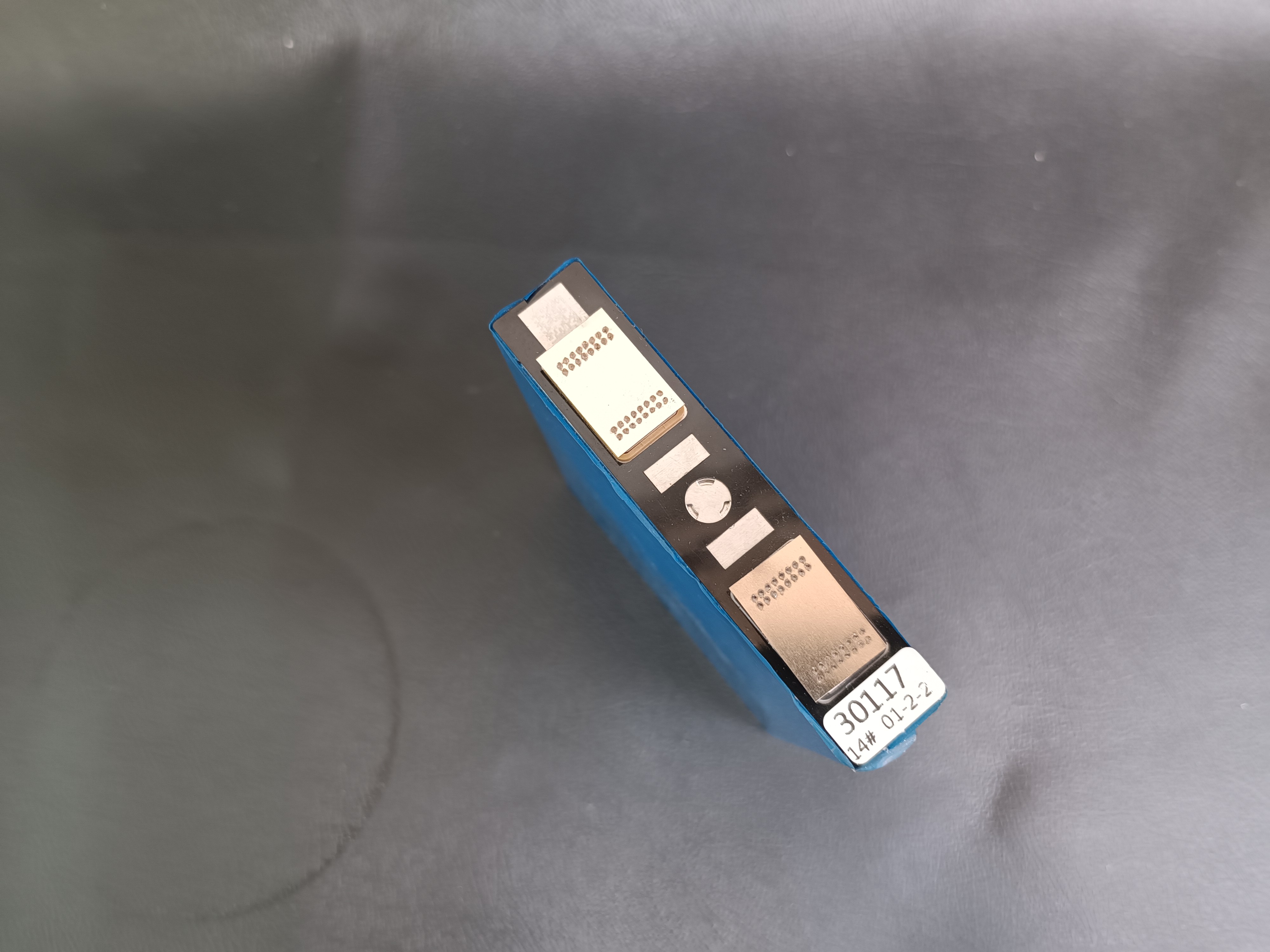 แบตเตอรี่ LifePo4 3.2V 27Ah ความจุเต็ม แบตลิเที่ยมฟอสเฟต เหมาะสำหรับรถไฟฟ้า พาวเวอร์บล็อก ขั่วเป็นแบบสปอต