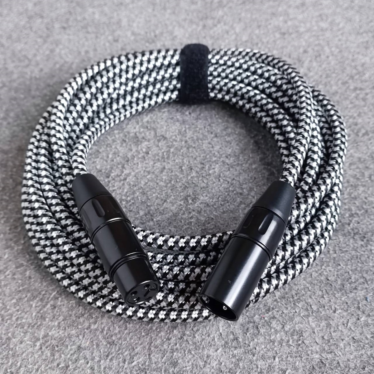 10เมตร สายไมค์ KIRLIN XLR ผู้-เมีย MW-470/BKB หัวสีดำ สาย ปลั๊กแคนนอล ผู้-เมีย XLR ผู้-เมีย MW-470 MW470 MW 470 เอไอ-ไพศาล