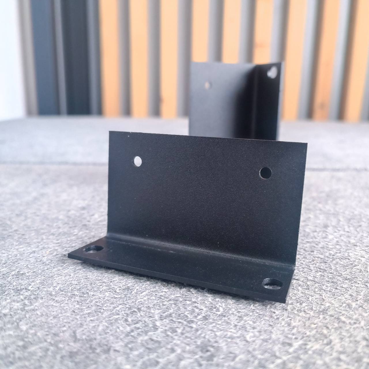 ปิกยึด2ข้าง แอมป์ TOA- A-SERIES ปีกยึดสำหรับติดแร็ค ขนาด 2 U เอไอ-ไพศาล