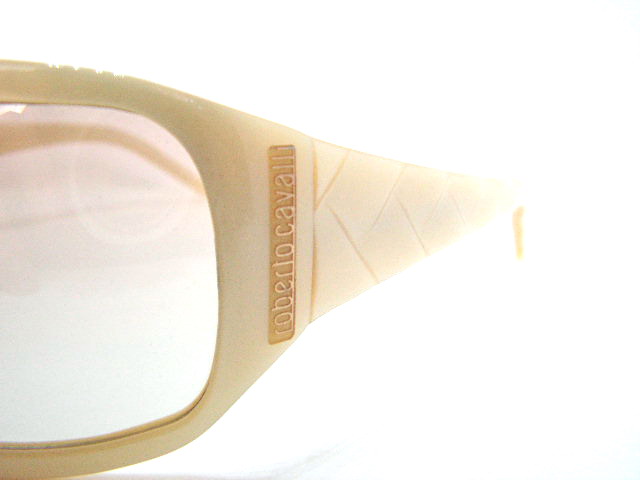 แว่นกันแดด Roberto Cavalli ไฮโซมากมายค่ะ ของแท้100%และถูกสุดๆ ส่งตรงจากUS.ค่ะ