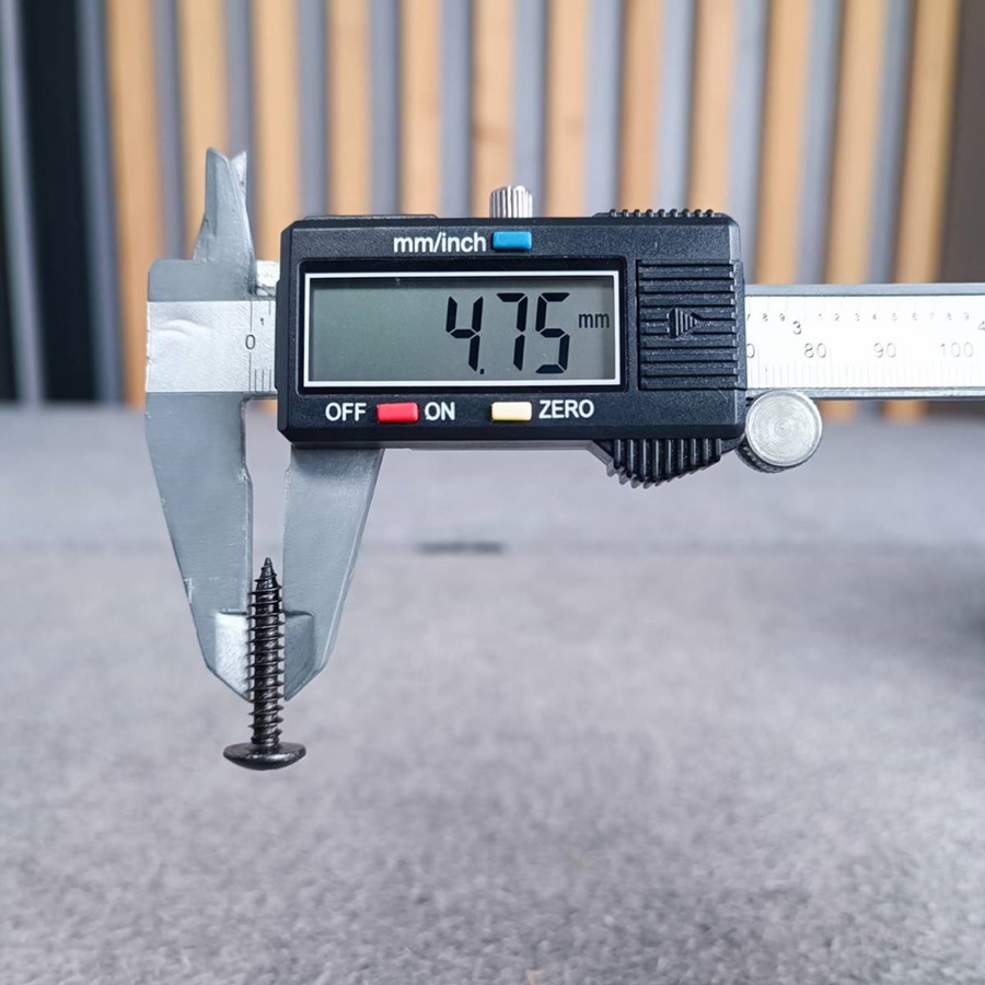 ประมาณ1000ตัว สกรูTHดำ 10X1" น็อตประกอบตู้ลำโพง สกรูเกลียวปล่อย น็อต1นิ้ว น็อตเกลียวปล่อย สกรูหัวกลม น็อตหัวกลมดำ เอไอ-ไพศาล