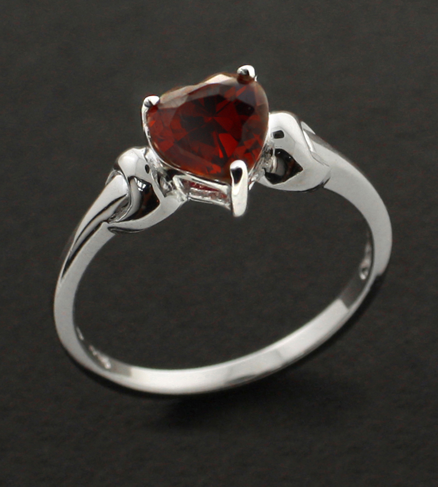 💍แหวนเงินแท้ 𝚅𝚎𝚗𝚞𝚜’𝚜 𝚛𝚒𝚗𝚐 แหวนหัวใจ ฝังพลอย Cubic zirconia (CZ)
