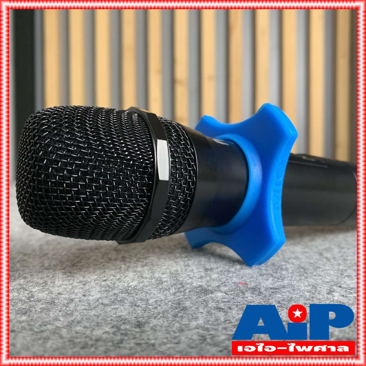 ที่รองไมค์กันกลิ้ง เหลี่ยมใหญ่ V-401 สีน้ำเงิน ที่รองไมค์ กันกลิ้ง กันกลิ้งไมค์เหลี่ยมใหญ่สีน้ำเงิน ใส่ได้ทั้ง ไมค์ลอย / ไมค์สาย