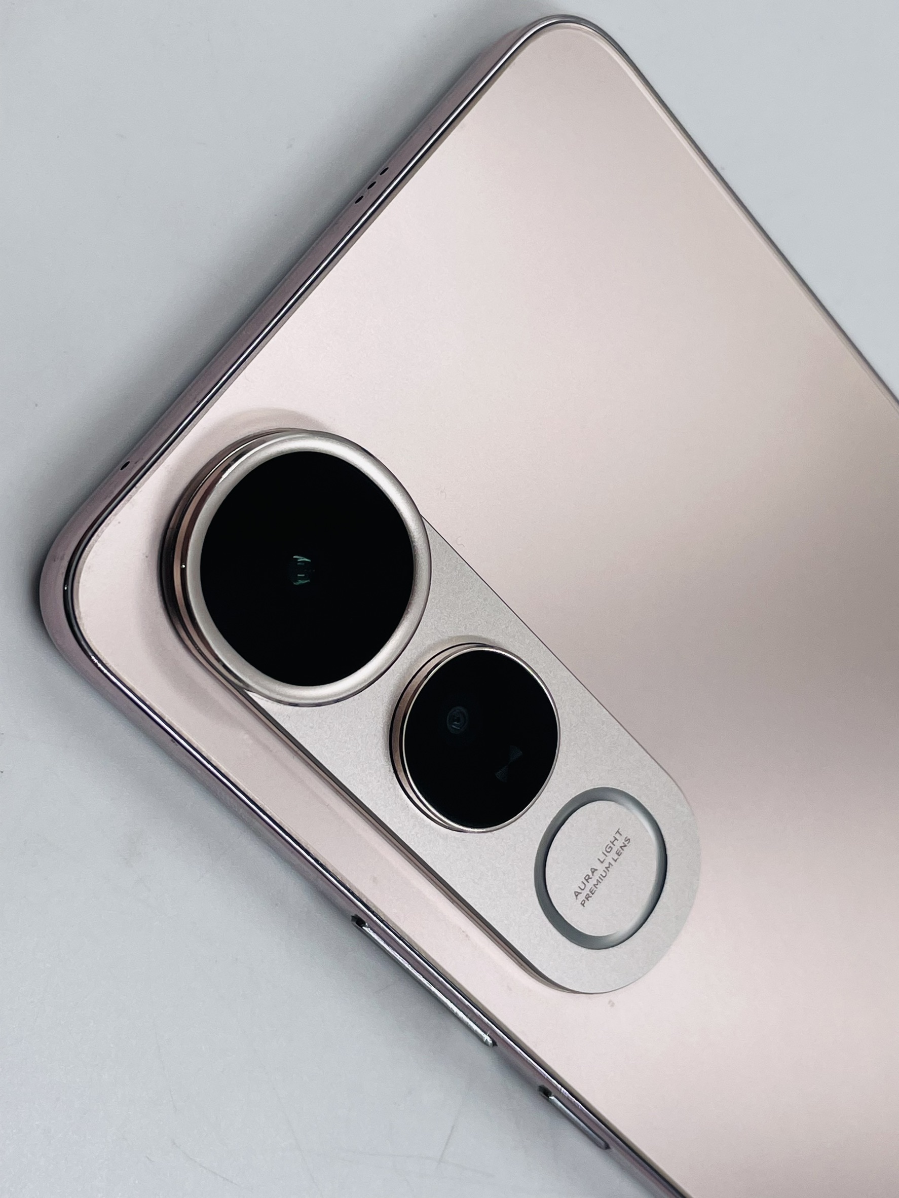 🧊 vivo V50 Lite (12+512GB) Titanium Gold (5G) 🧊 😻 vivo สภาพดี ความจุเยอะ พร้อมประกันศูนย์❗️ราคาคุ้มๆ 😻