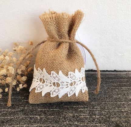 ถุงผ้ากระสอบ ขนาด 10x15 cm ตกแต่งด้วยลูกไม้ แบบน่ารัก ๆ ถุงผ้า สไตล์วินเทจ ตกแต่งงานแต่งงาน 596705