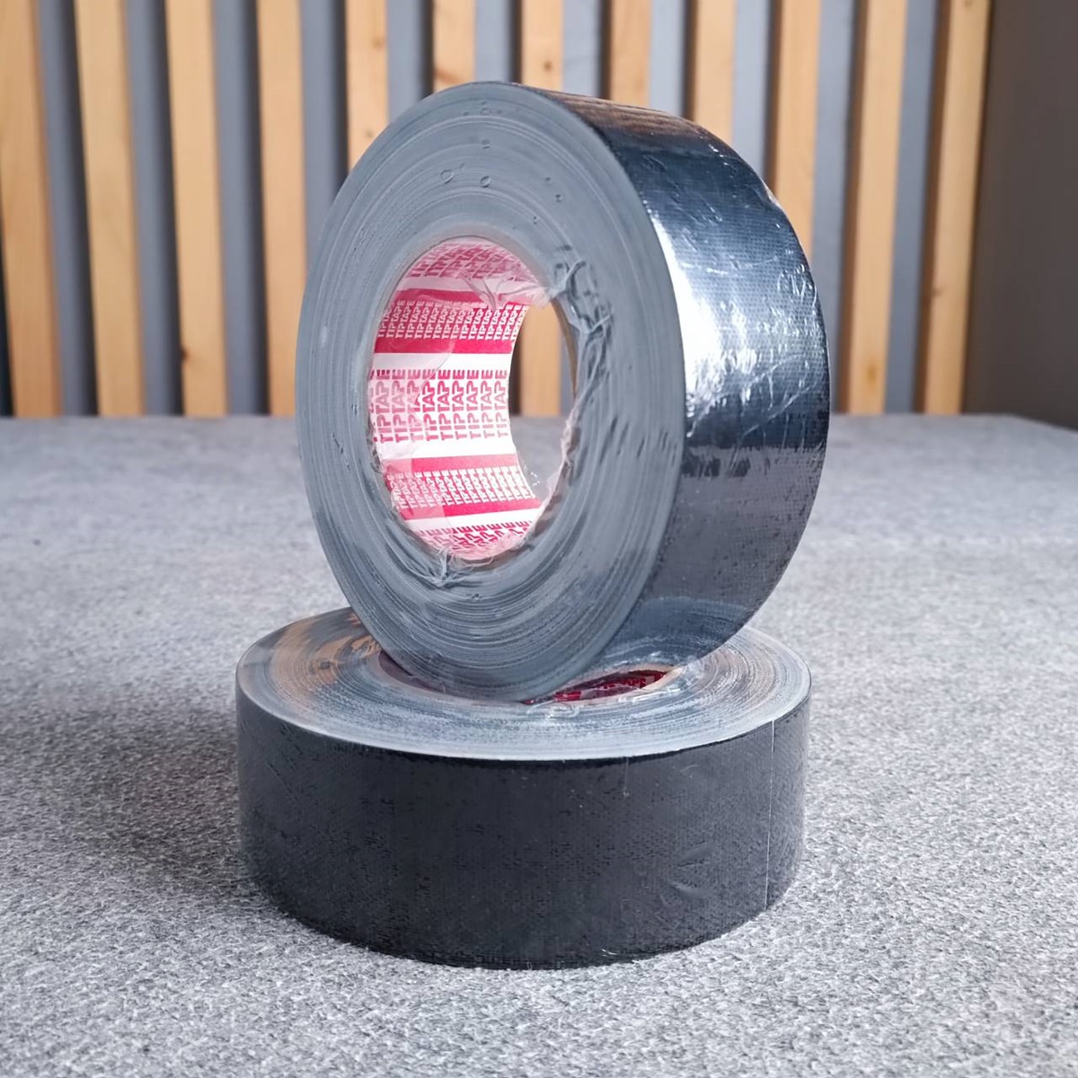 1ม้วน สีดำ แร็คซีน2นิ้ว 50หลา เทปกาว2" เทปกาว2นิ้ว เทป อุปกรณ์สำหรับงานเวที แร็คซีนสีดำ แร็คซีนยาว50หลา แร็คซีน50หลา เอไอ-ไพศาล