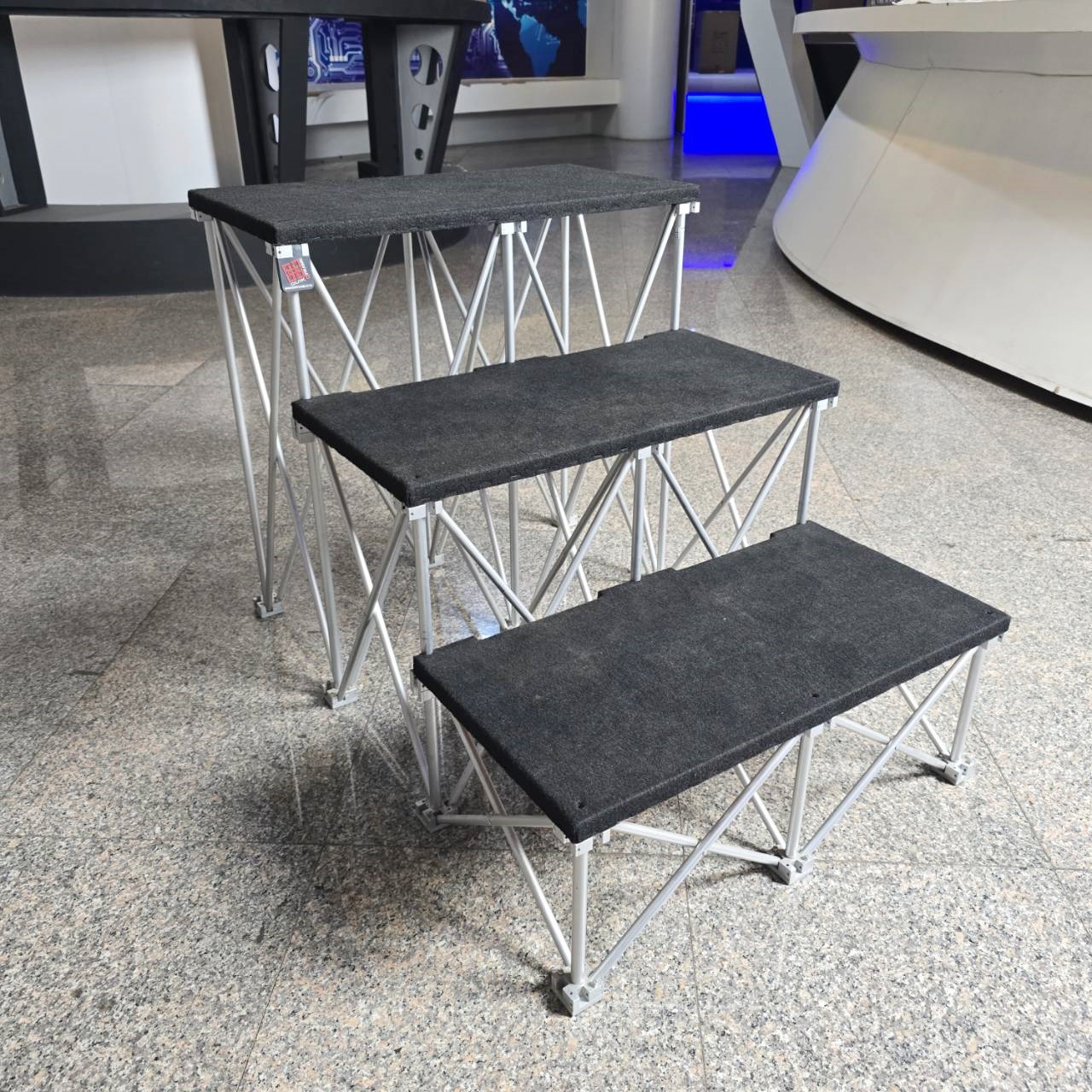บันได QUIKSTEP PRO 60x60 3ขั้นสูง63 บันไดพับสำเร็จรูป บันไดอเนกประสงค์ บันไดพับอเนกประสงค์ เอไอ-ไพศาล