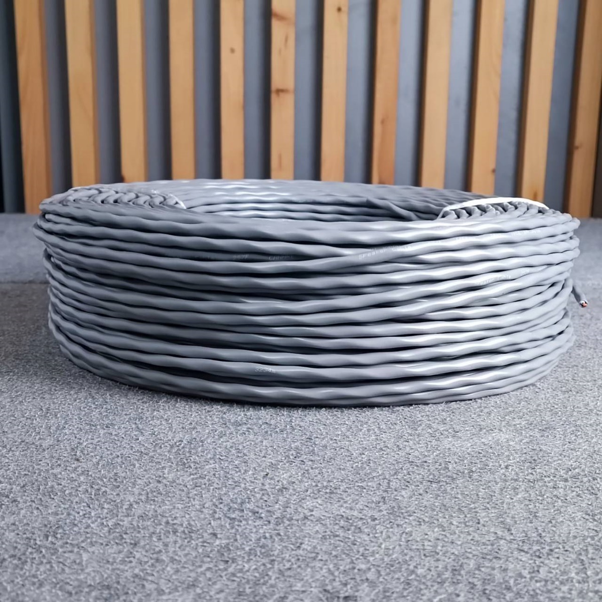 ขด200เมตร สายลำโพงCANARE 2S7F 16AWG สีเทา สายลำโพง2คอร์ ขนาด16awg ทองแดงแท้ Canare Speaker Cable 2S7F เอไอ-ไพศาล