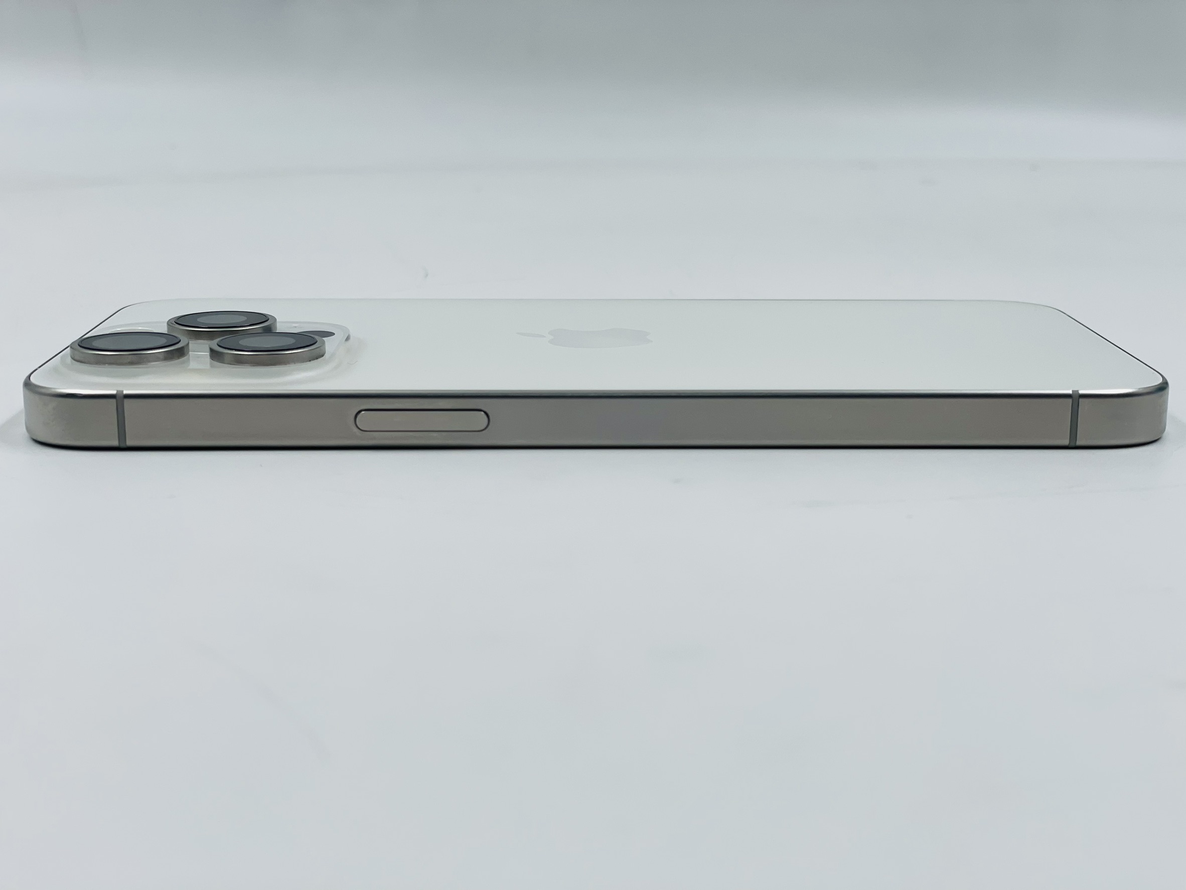 🤍 iPhone 15 Pro Max 256GB White Titanium 🤍 😶🌫️ i15PM❕️เครื่องเดิมๆ❕️#ศูนย์แท้ ราคาคุ้ม 👀